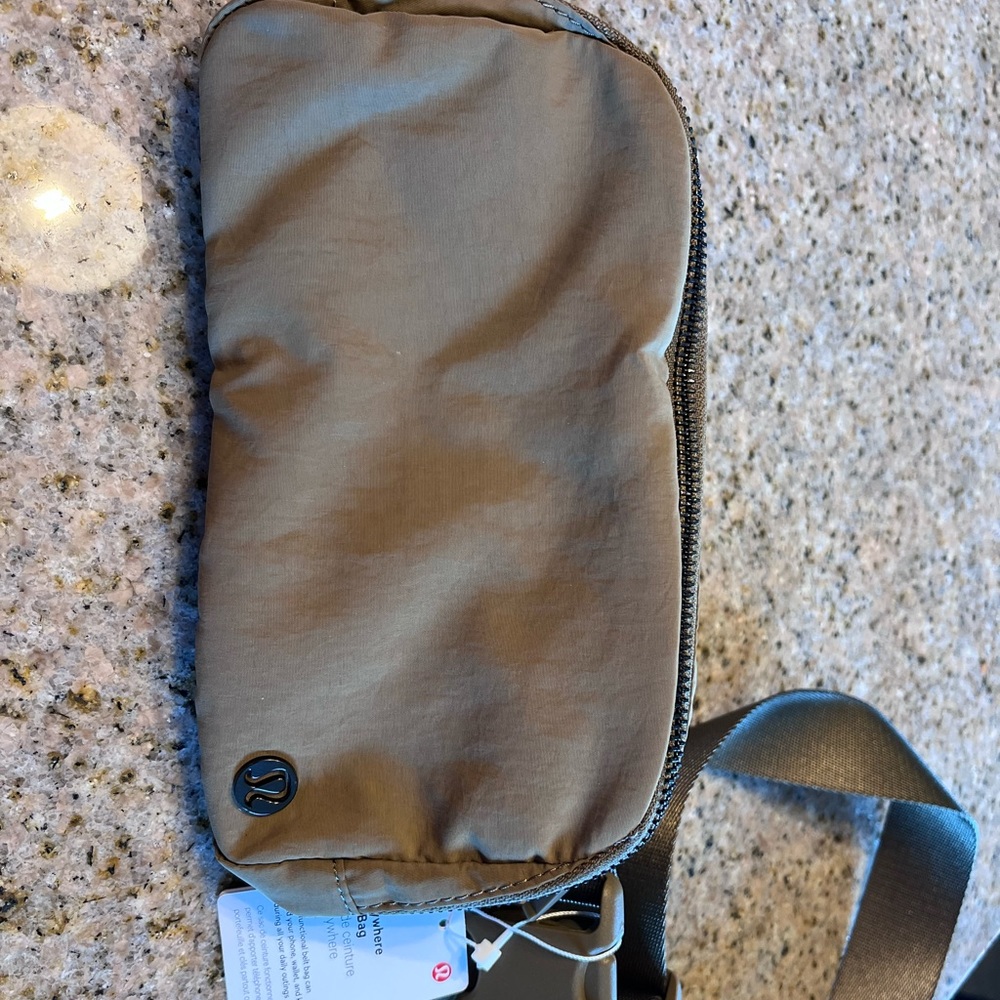 Lululemon Everyday Bag NWT